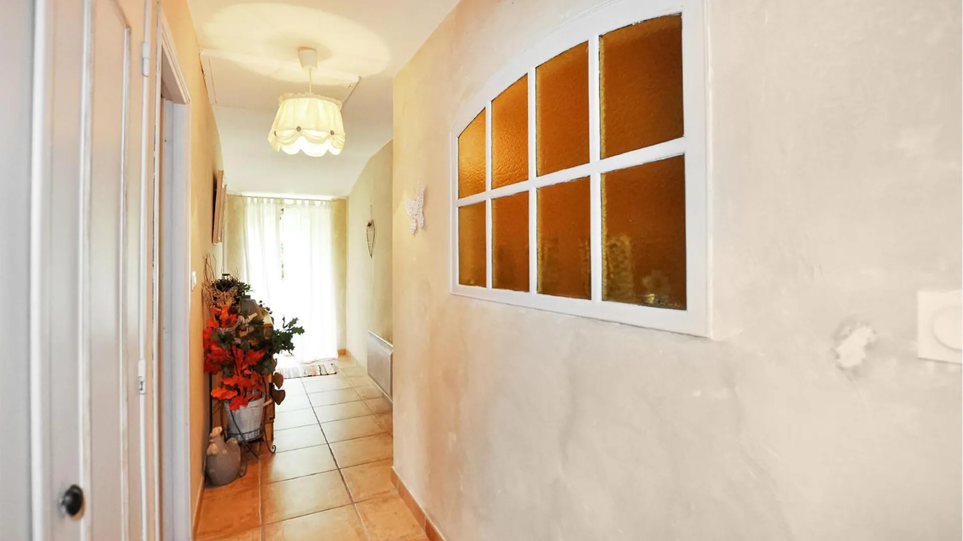 Gorgeous Home In Saint-Jean-Du-Bruel With Kitchen